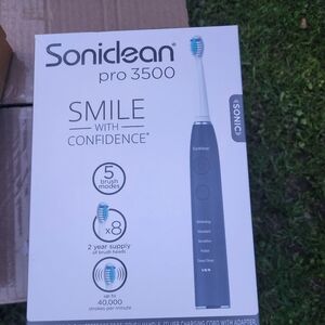 Sonicclean pro 3500 Electric toothbrush an accessory